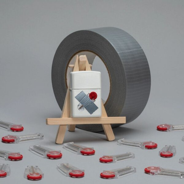Zippo-Taped-Flint-Dispenser-White-Matte-48137-3.jpg