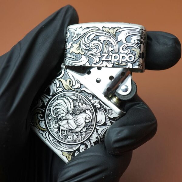 Zippo-12-con-giap-cao-cap-nam-Dau-–-Ga-12.10CC-1.jpg Zippo-12-con-giap-cao-cap-nam-Dau-–-Ga-12.10CC-1.jpg