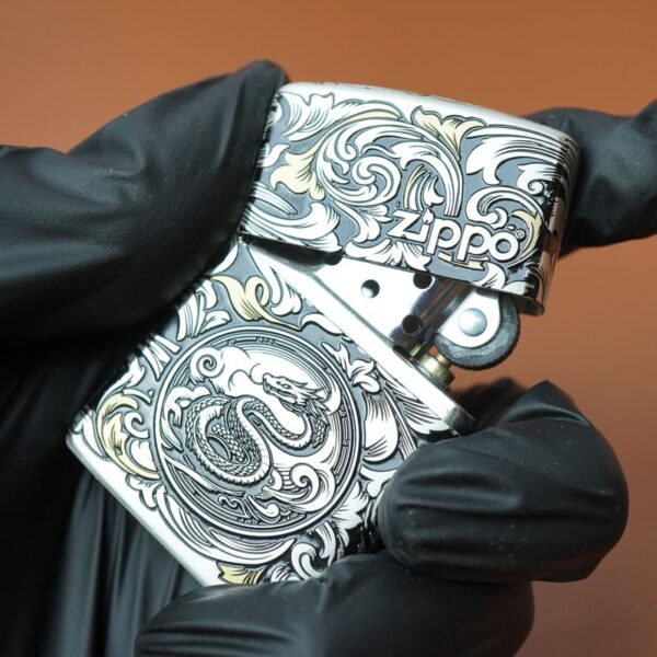 Zippo-12-con-giap-cao-cap-nam-Ti-–-Ran-12.6CC-1.jpg