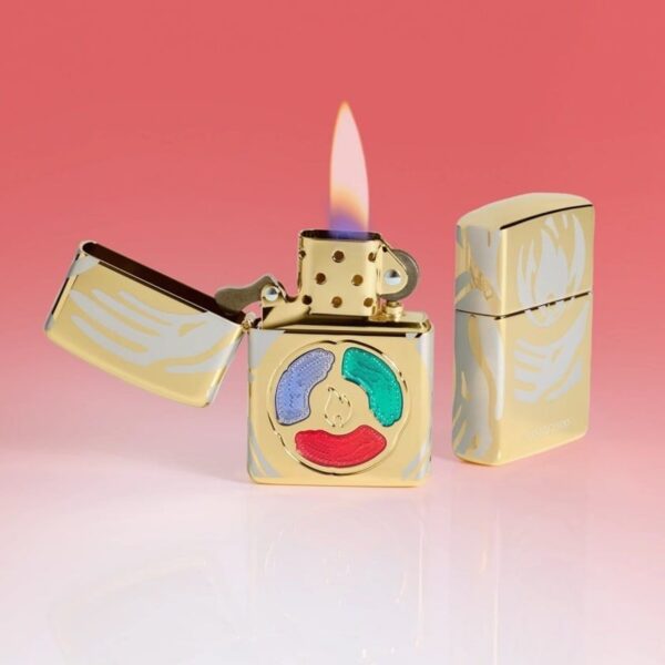 Zippo-Armor-Case-Collectible-of-the-Year-2025-46763-11.jpg Zippo-Armor-Case-Collectible-of-the-Year-2025-46763-11.jpg