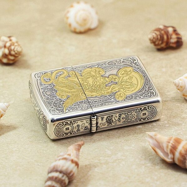 zippo-silver-plated-two-tone-lucky-pixiu-od20 (5) zippo-silver-plated-two-tone-lucky-pixiu-od20 (5)