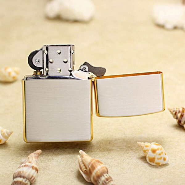 zippo-gold-plated-brushed-silver-logo-no-od43 (4)